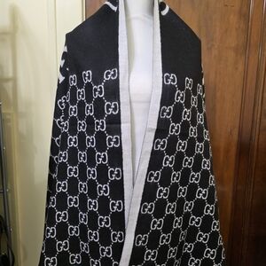 Gucci Black and White Logo Scarf